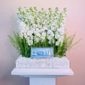 Pure Elegance Gift Garden