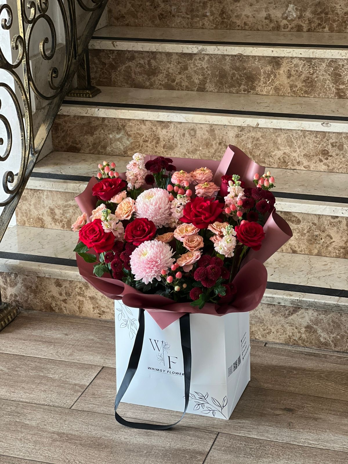 Elegant Rose & Chrysanthemum Bloom Box